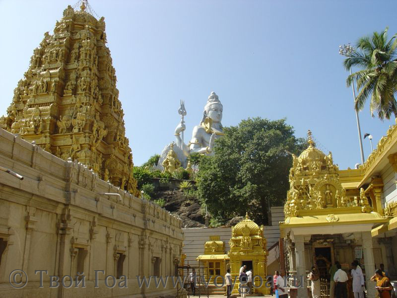 Золотой храм в Мурудушваре